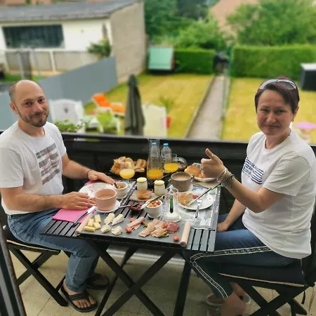 Les Marmottes Revinoises Bed and breakfast